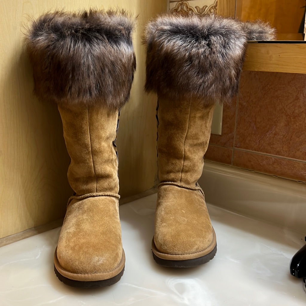 Ugg